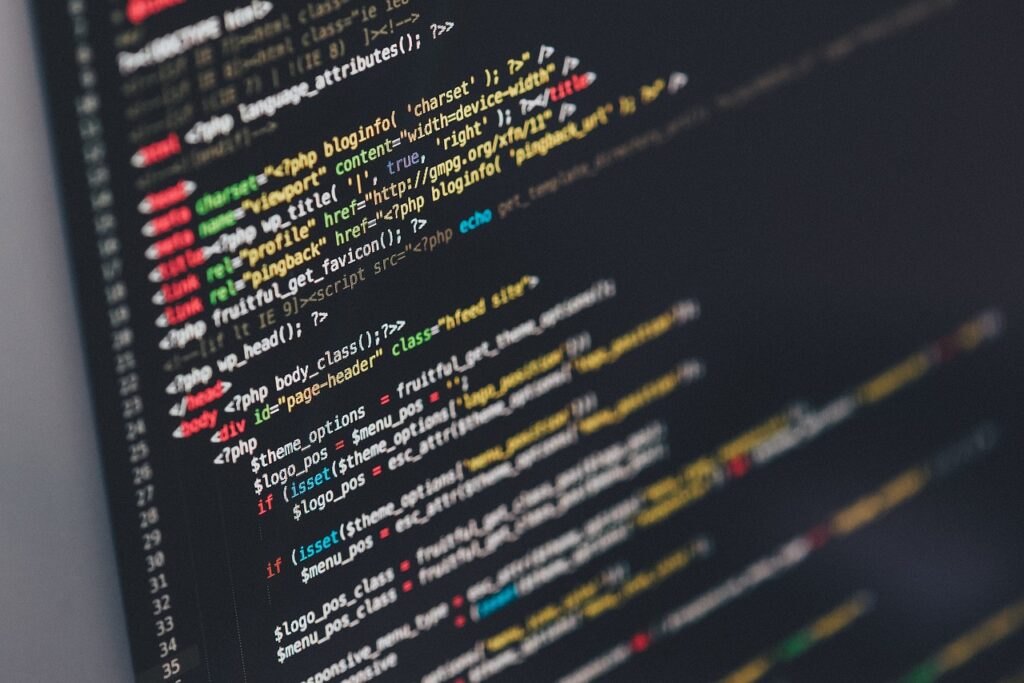 PHP CMS: Examining the Pros and Cons of Content Management Systems