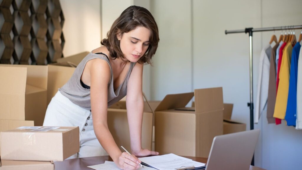 Refund Timing Mismatches: Why Your Accounting Doesn’t Match Your Storefront